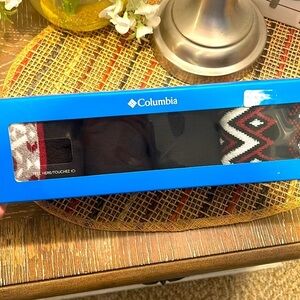 Columbia Men's 4 Pair Socks Gift Set Box shoe size 6-12 cotton blend Gift Black